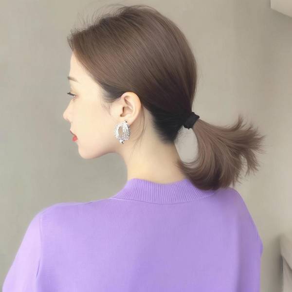 低馬尾丸子頭怎么扎，慵懶低馬尾變元?dú)馔枳宇^七步圖解