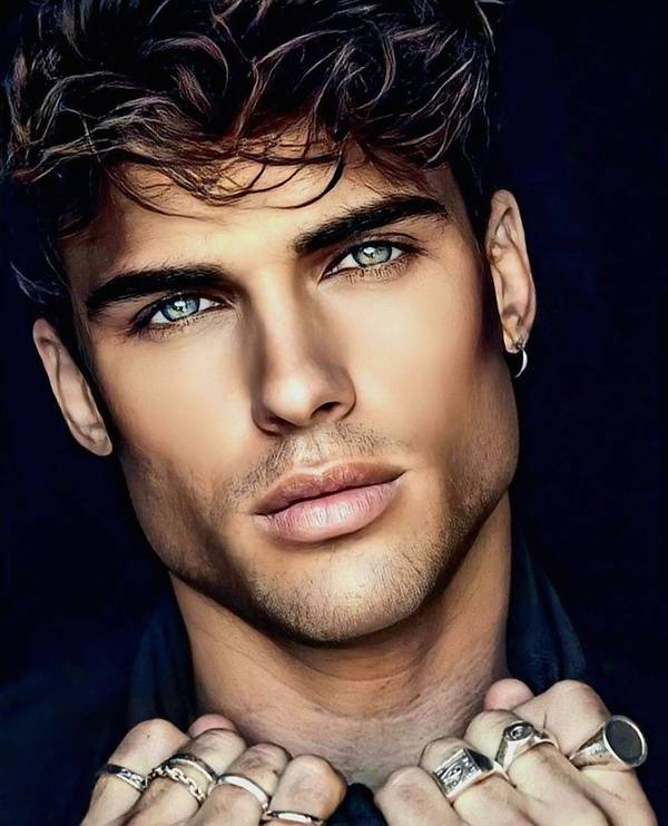 男士雙眼皮手術價格，優雅男士雙眼皮，價格僅需中產月薪三分之一