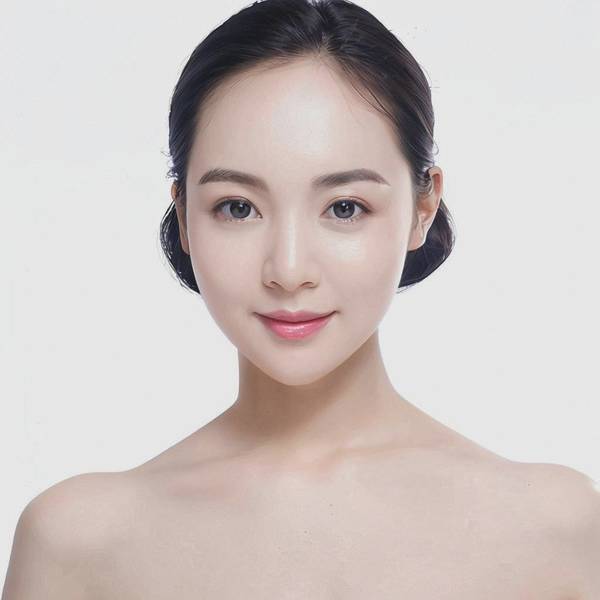 如何快速消除額頭痘痘,科學(xué)祛除額頭痘痘的七個(gè)高效方法與預(yù)防策略